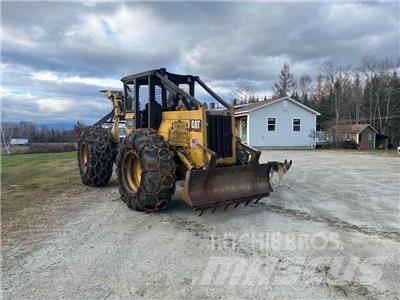 CAT 518C Skiddery