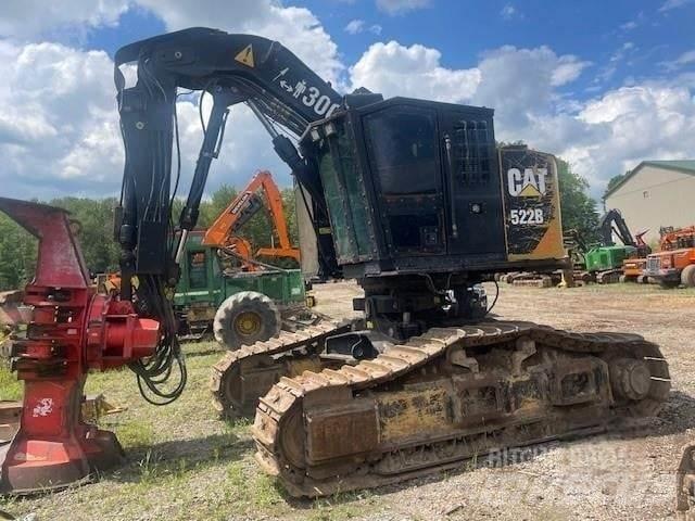 CAT 522B Stínacie harvestory