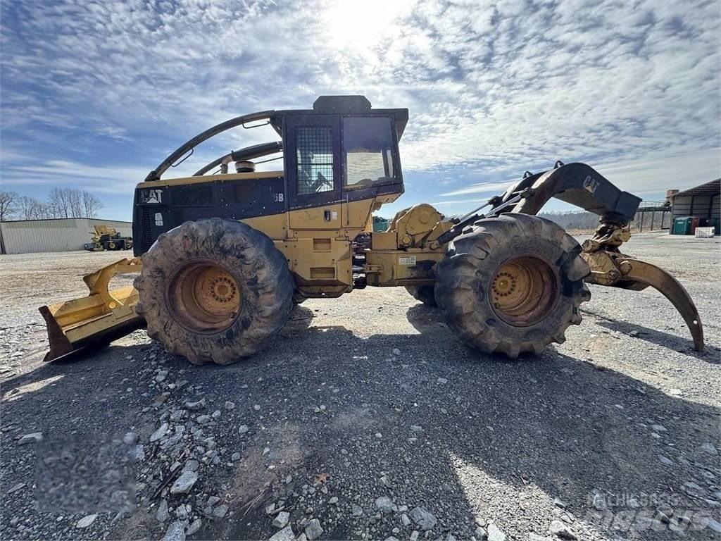 CAT 525B Skiddery