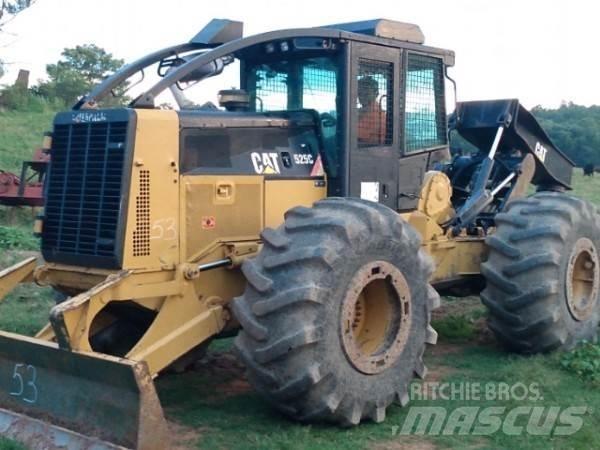 CAT 525C Skiddery