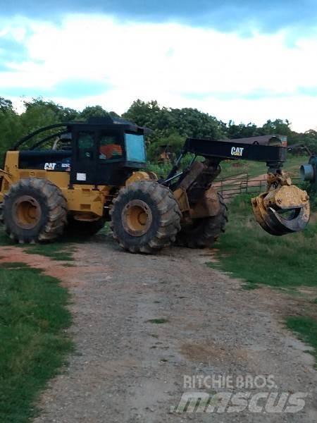 CAT 525C Skiddery
