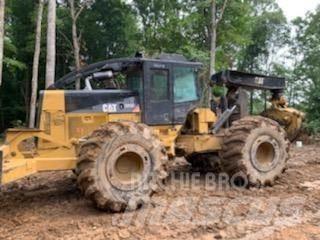 CAT 525C Skiddery