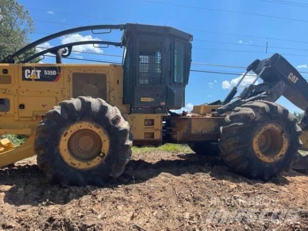 CAT 525D Skiddery