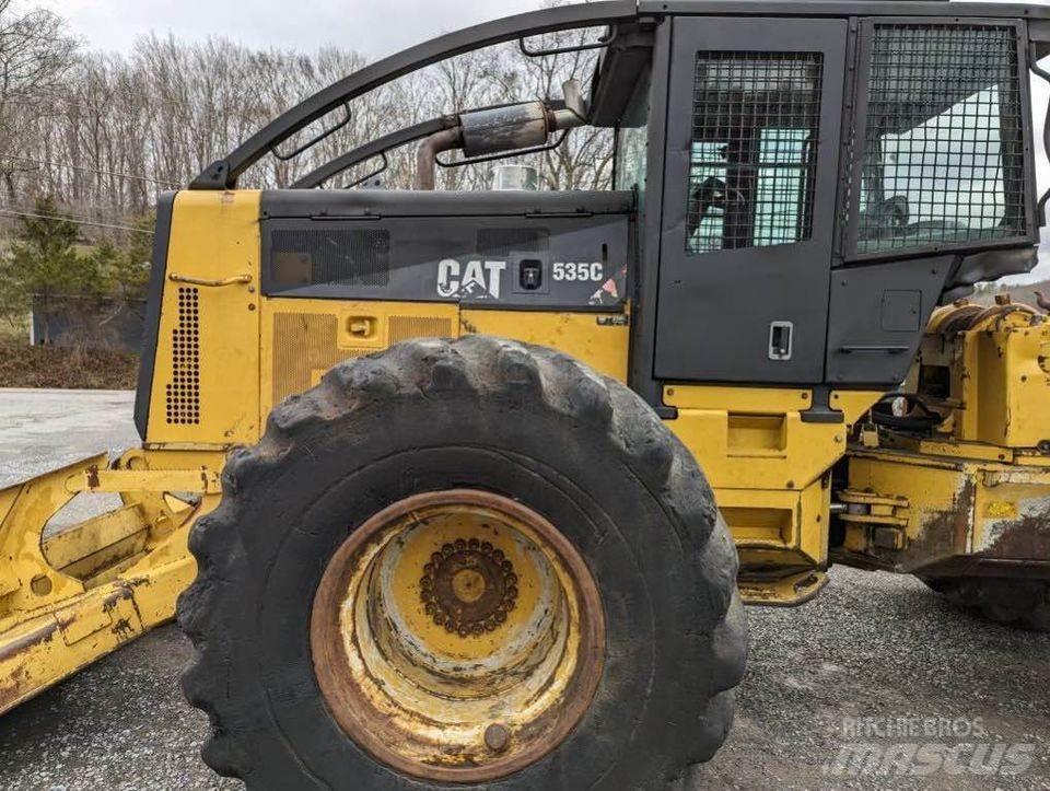 CAT 535C Skiddery