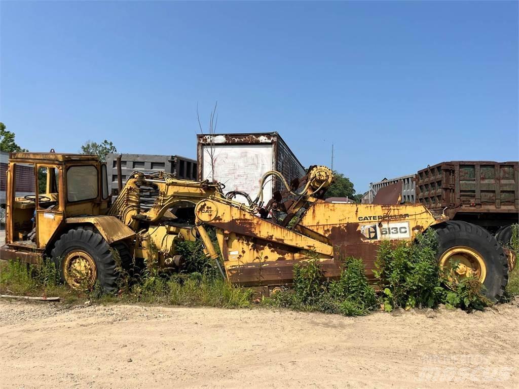 CAT 613C Skrejpre