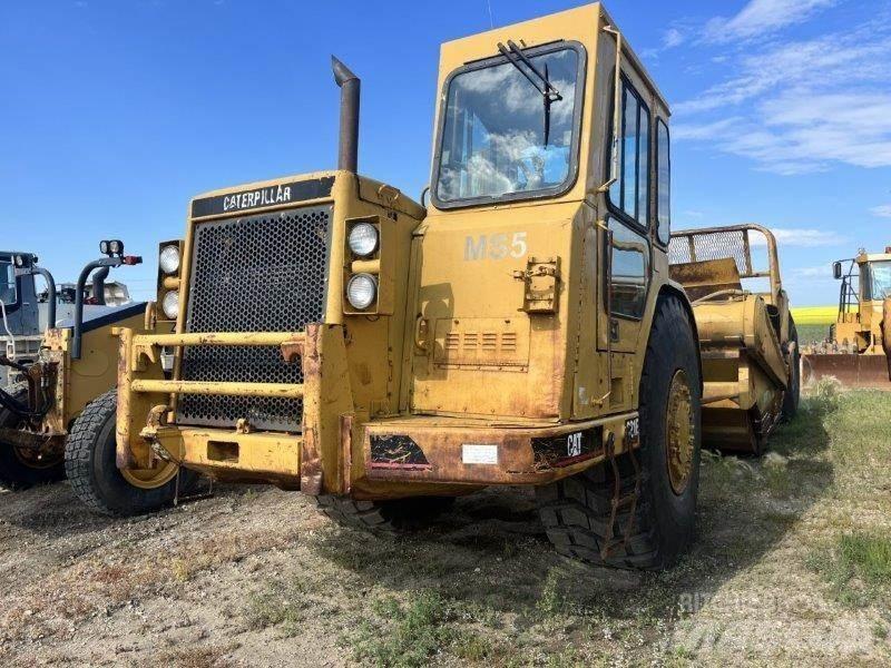 CAT 621E Skrejpre