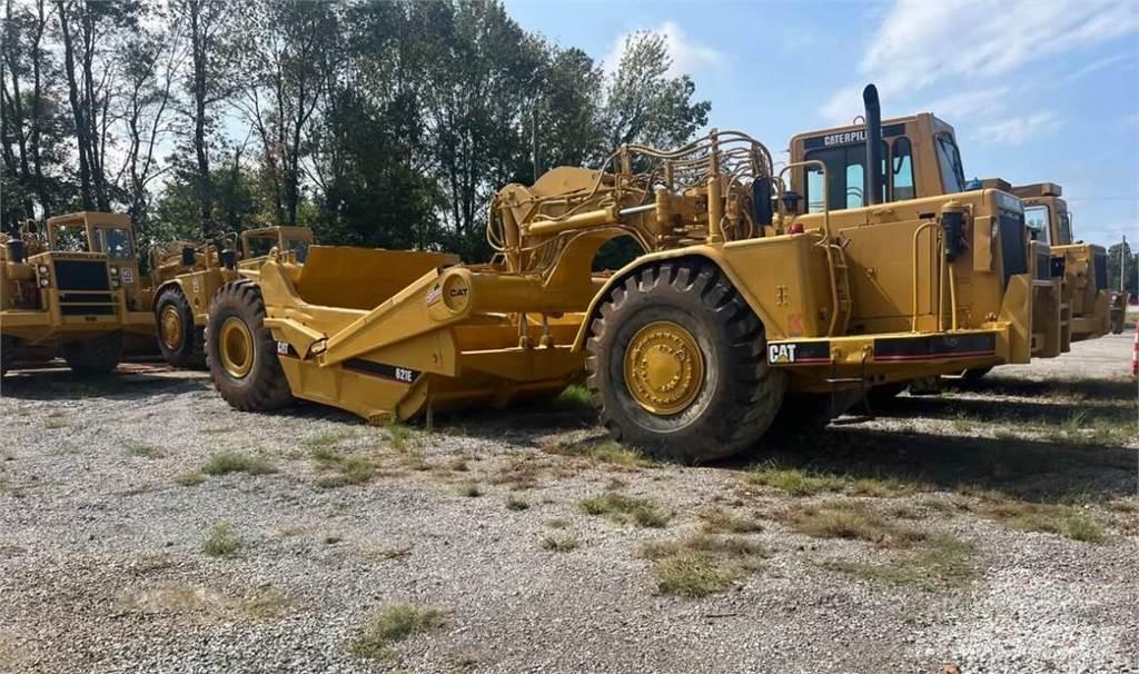 CAT 621E Skrejpre