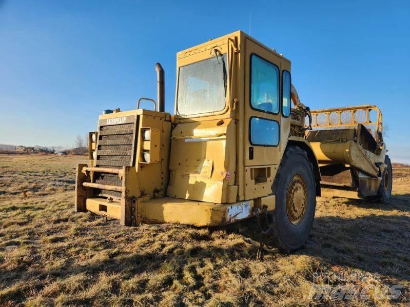 CAT 621F Skrejpre