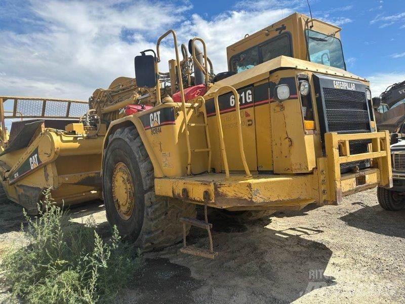CAT 621G Skrejpre