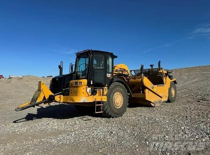CAT 627 Skrejpre