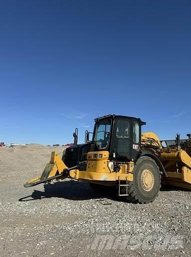 CAT 627 Skrejpre