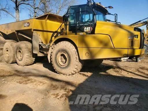 CAT 740GC Kĺbové nákladné autá
