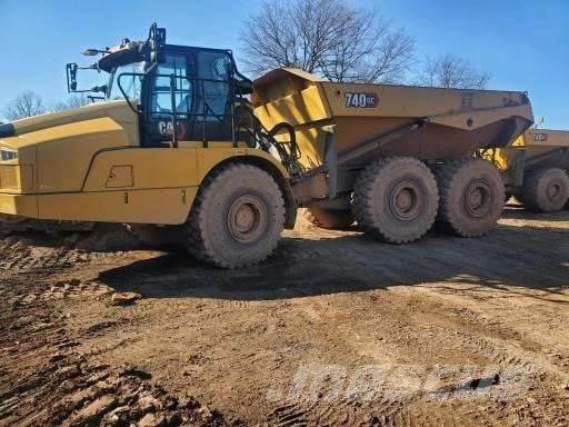 CAT 740GC Kĺbové nákladné autá