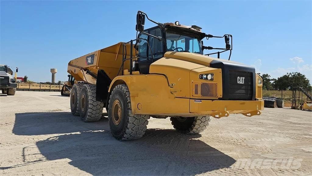 CAT 740GC Kĺbové nákladné autá