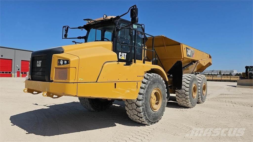 CAT 740GC Kĺbové nákladné autá