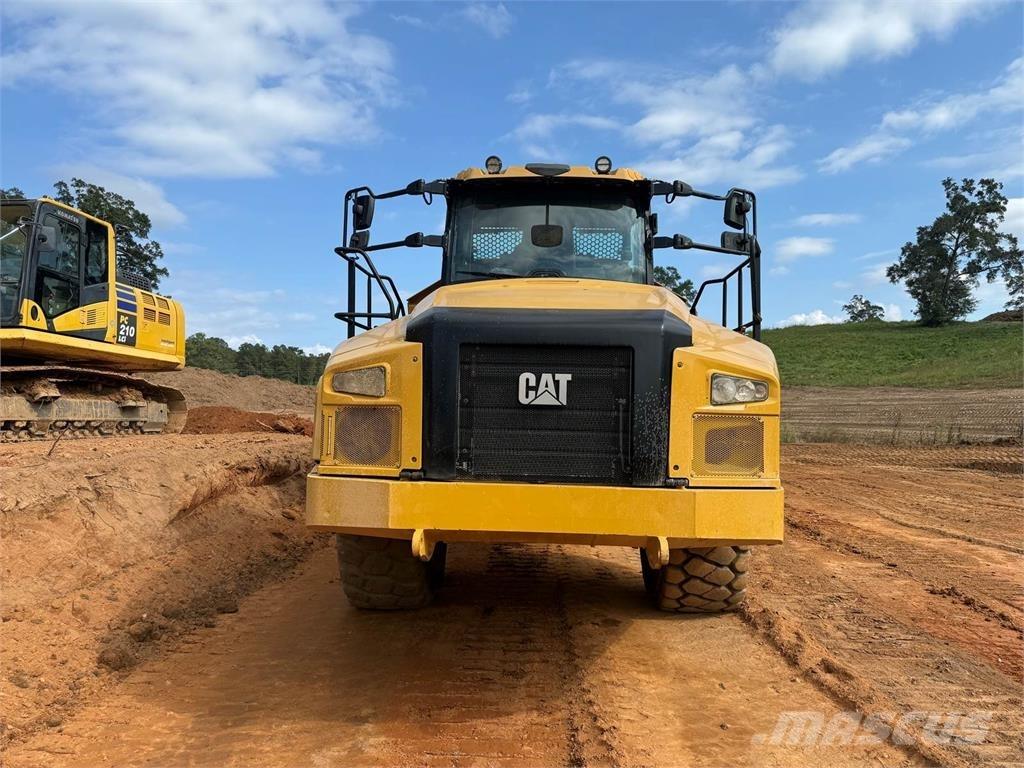 CAT 745 Kĺbové nákladné autá