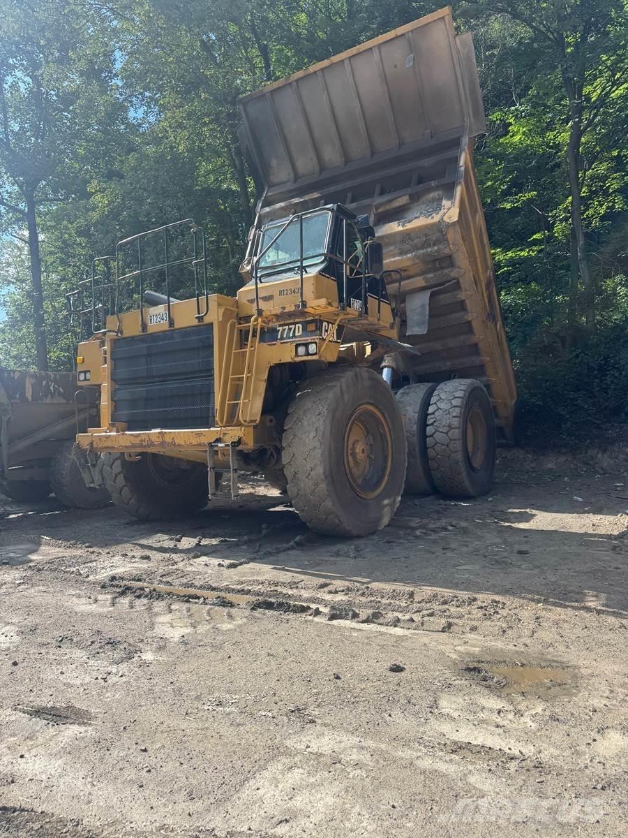 CAT 777D Kĺbové nákladné autá