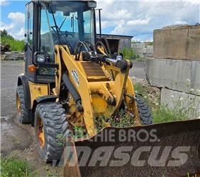 CAT 904H Kolesové nakladače