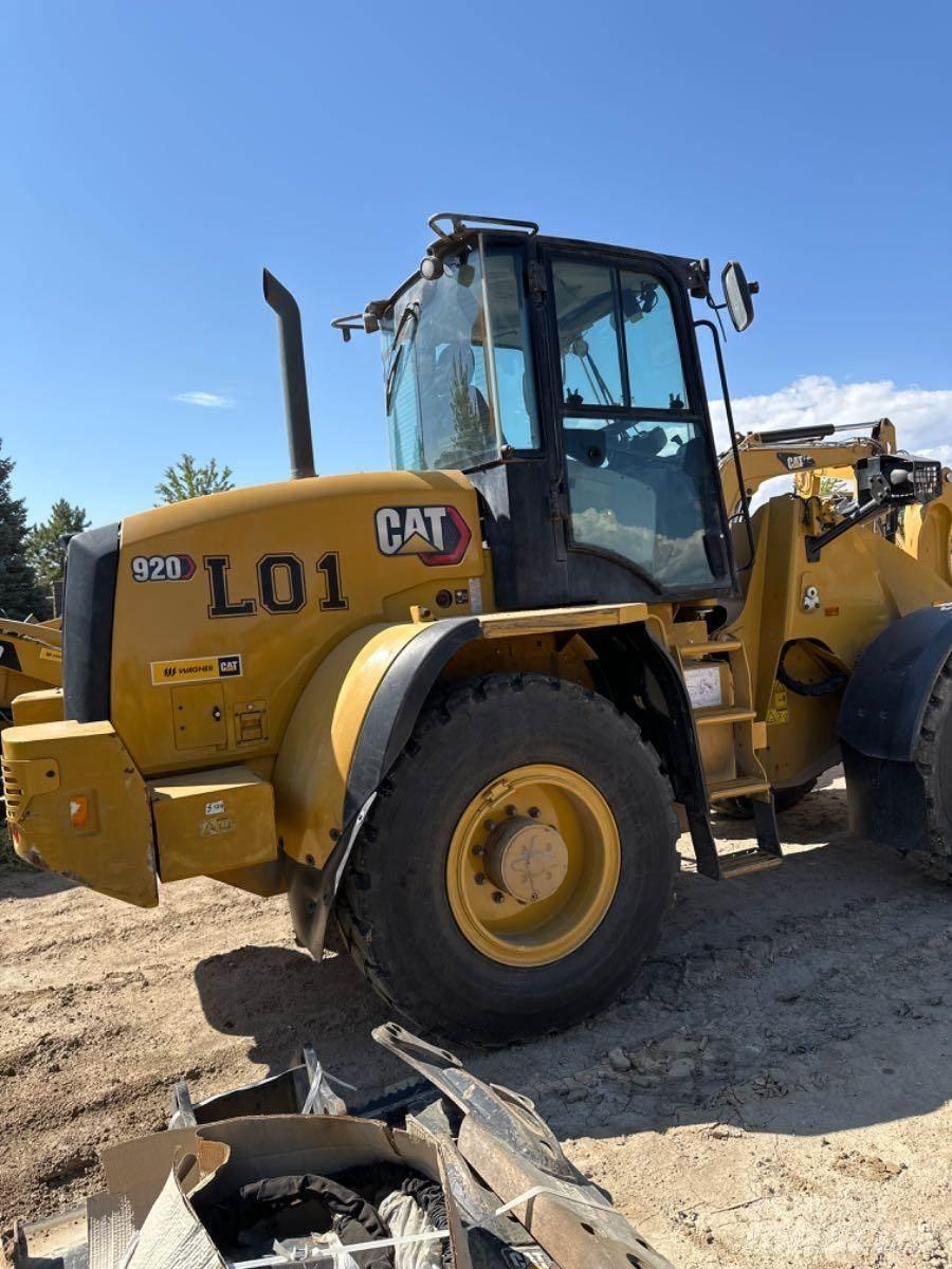 CAT 920 Kolesové nakladače