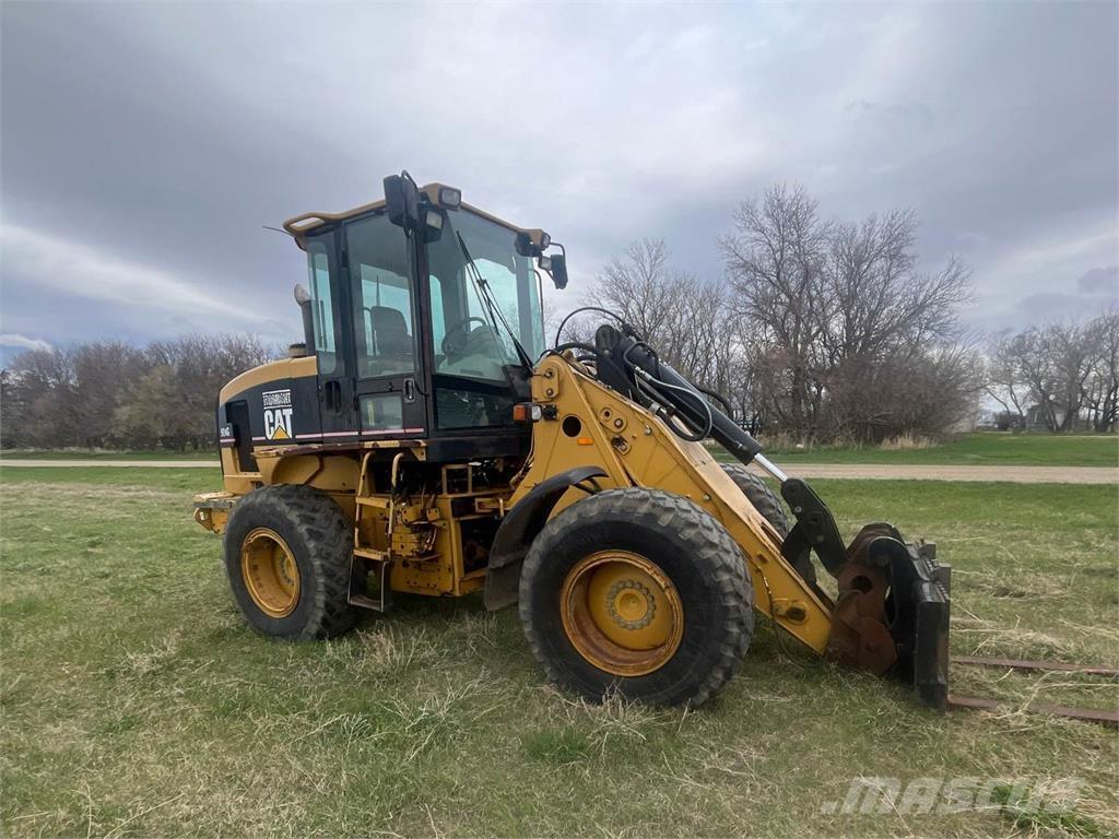 CAT 924G Kolesové nakladače