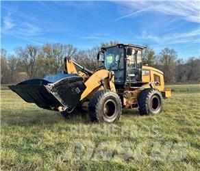 CAT 924K Kolesové nakladače