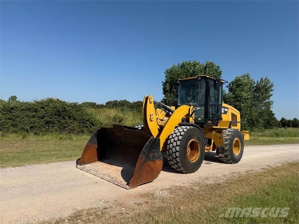 CAT 926M Kolesové nakladače