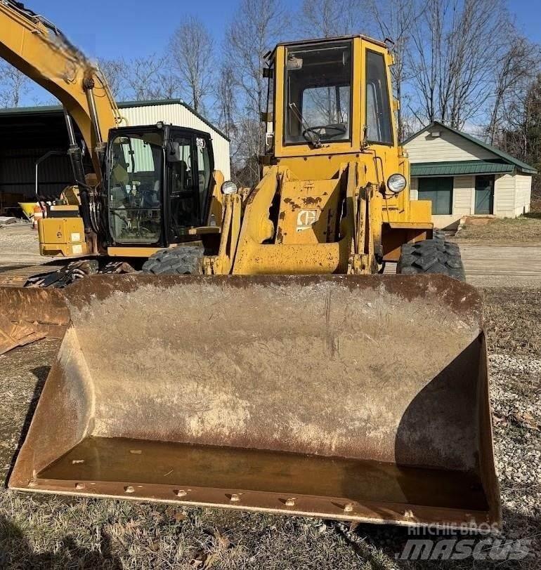 CAT 930 Kolesové nakladače