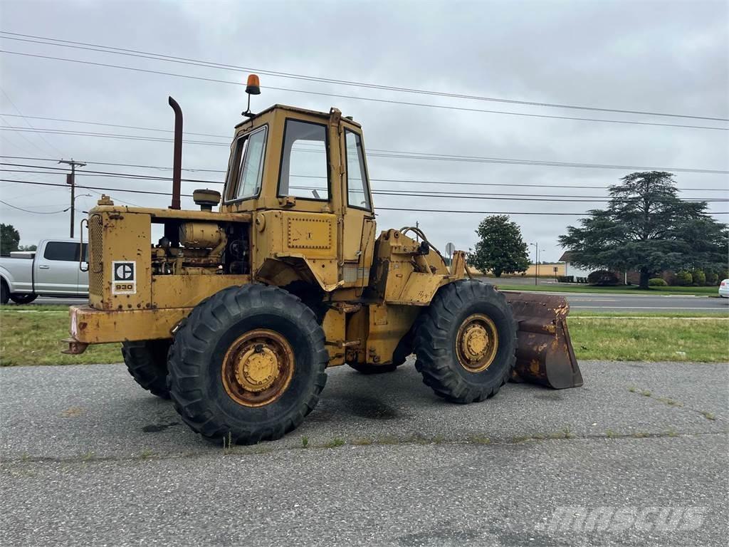 CAT 930 Kolesové nakladače