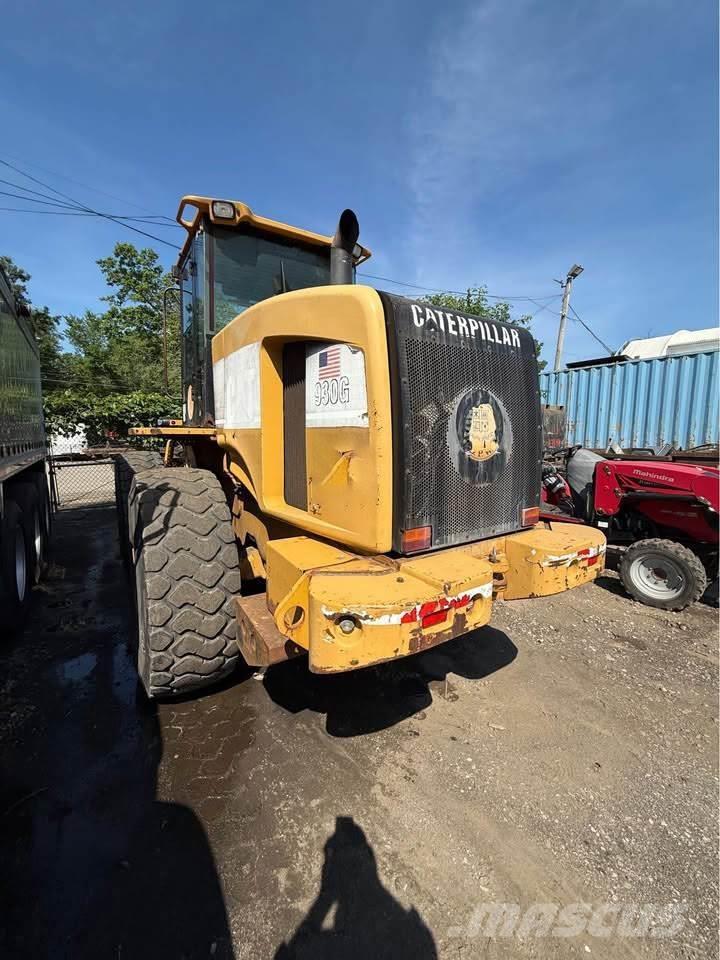 CAT 930G Kolesové nakladače