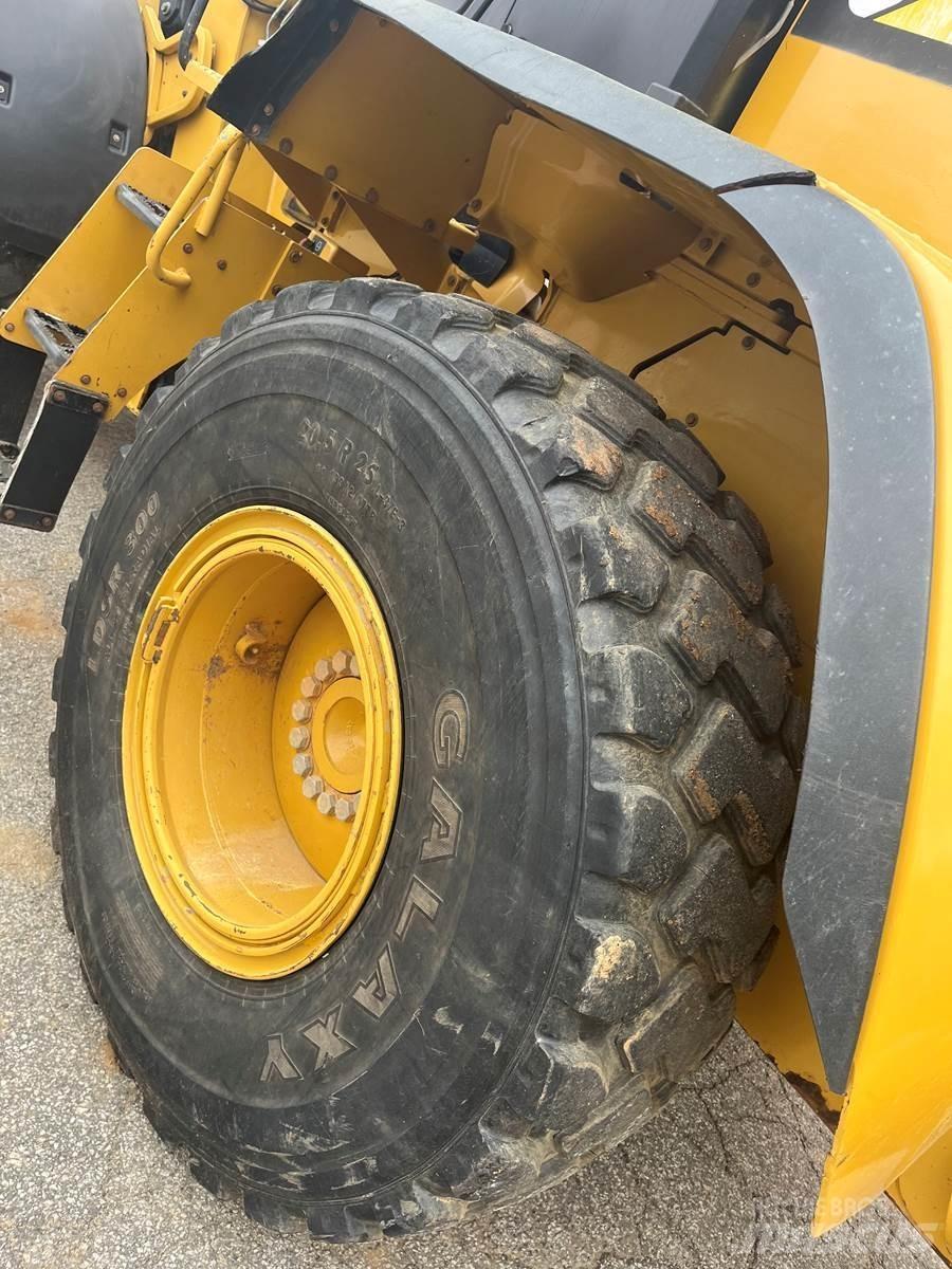 CAT 930K Kolesové nakladače