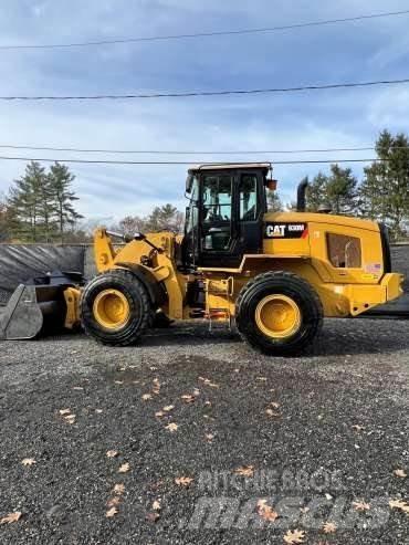 CAT 930M Kolesové nakladače