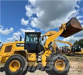 CAT 930M Kolesové nakladače