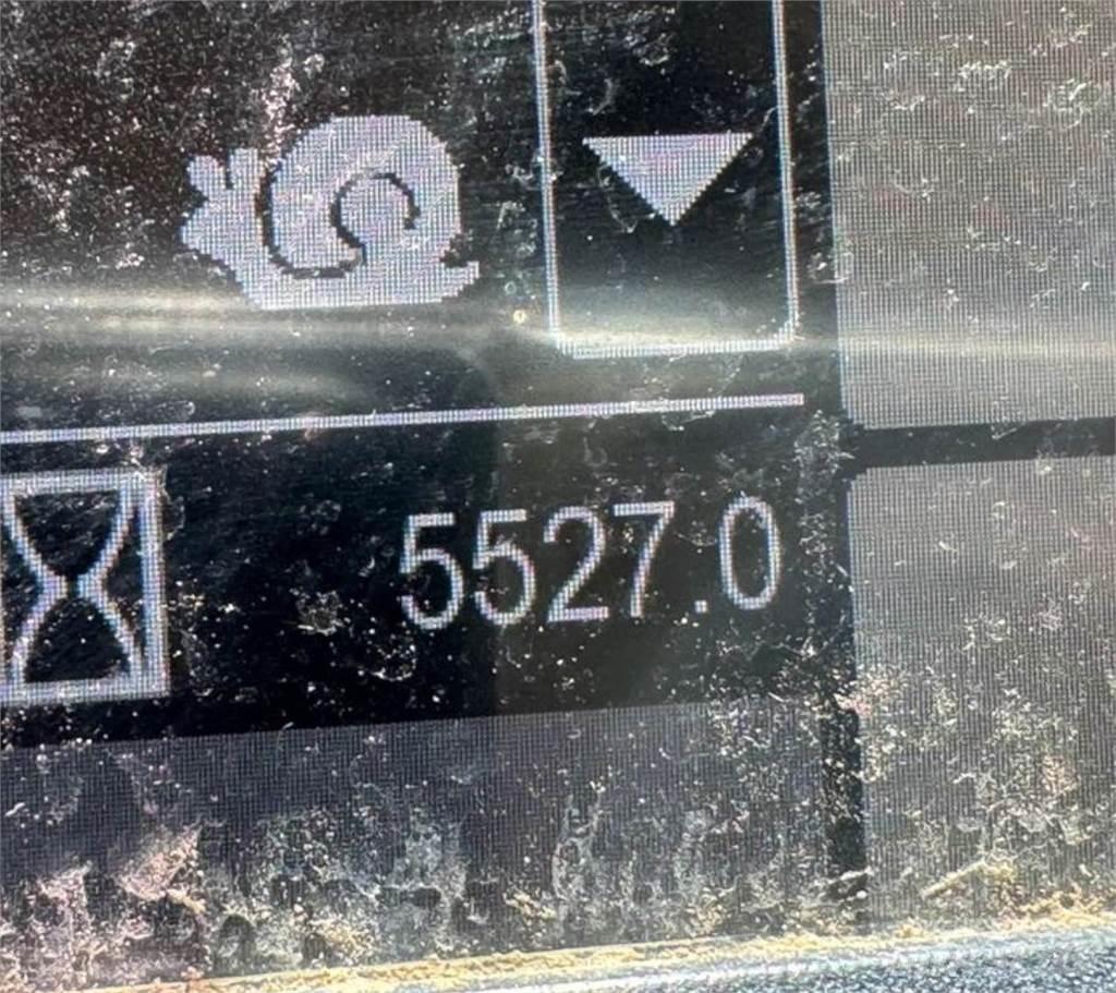 CAT 930M Kolesové nakladače