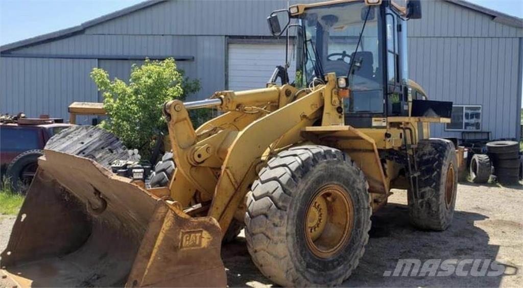 CAT 938G Kolesové nakladače