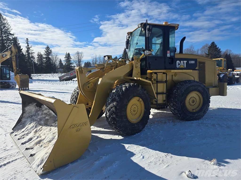 CAT 938H Kolesové nakladače