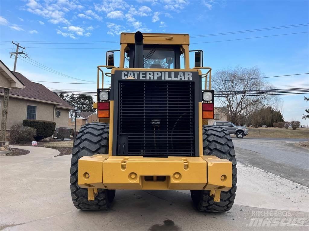 CAT 950F Kolesové nakladače