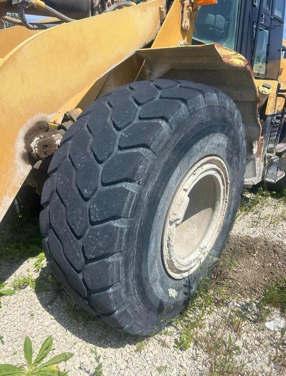 CAT 950G Kolesové nakladače
