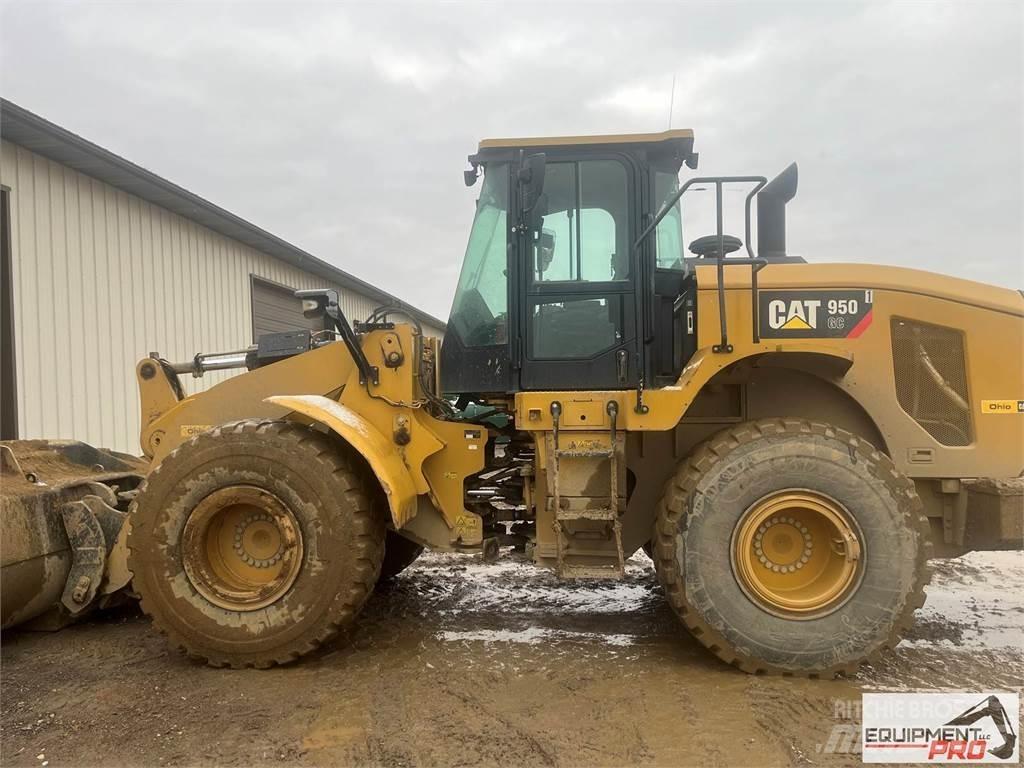CAT 950GC Kolesové nakladače