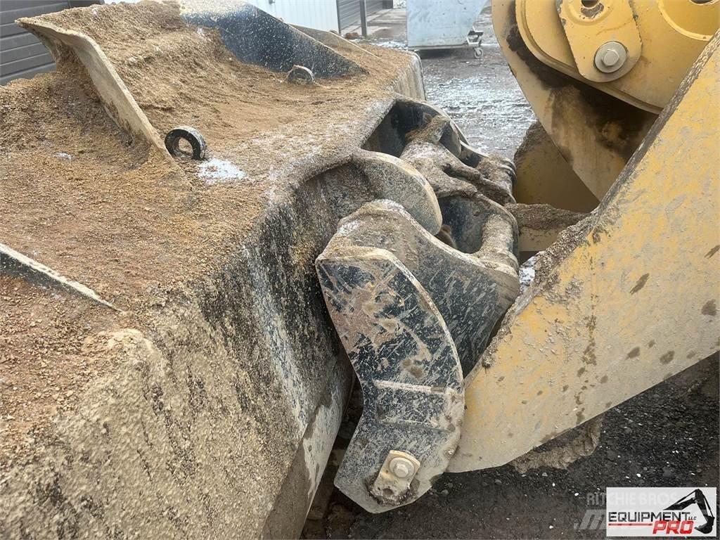 CAT 950GC Kolesové nakladače