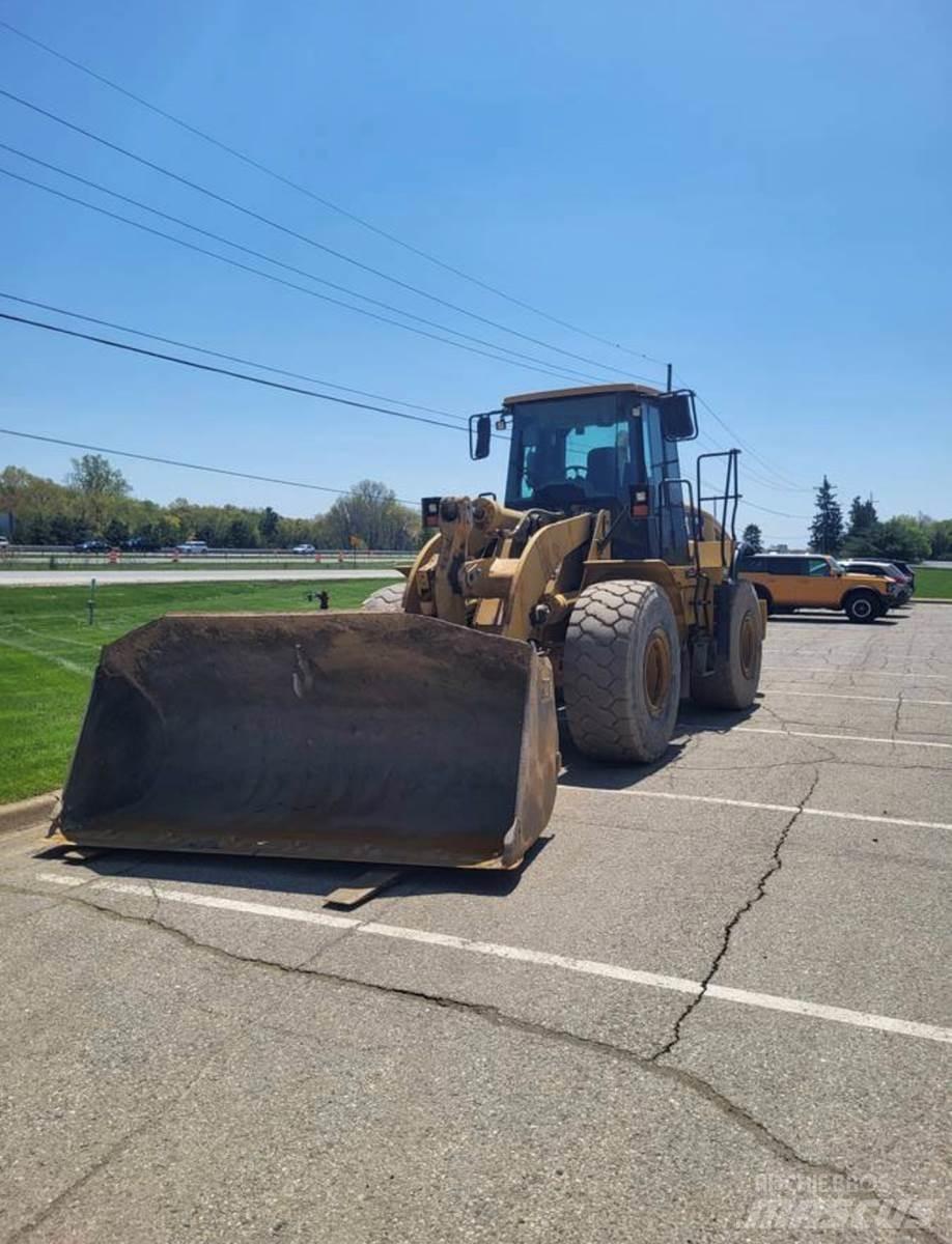 CAT 950H Kolesové nakladače