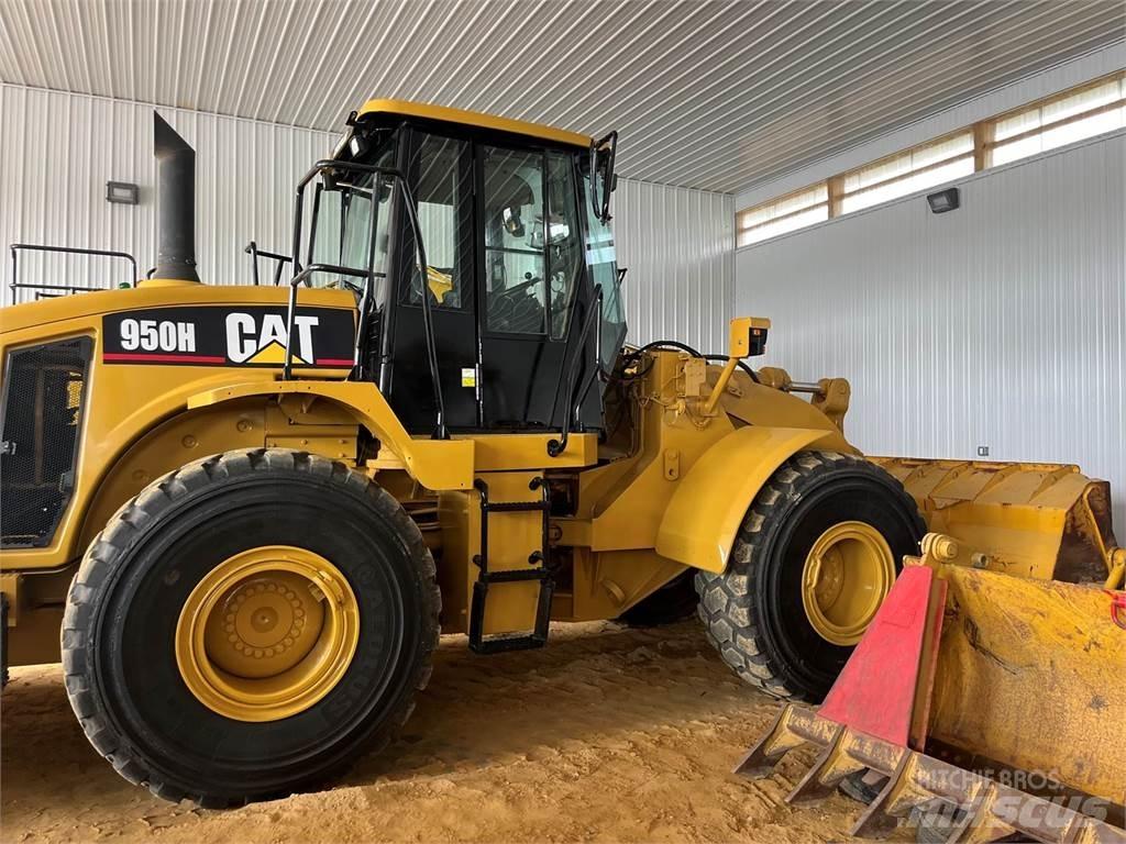 CAT 950H Kolesové nakladače