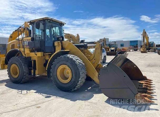CAT 950M Kolesové nakladače