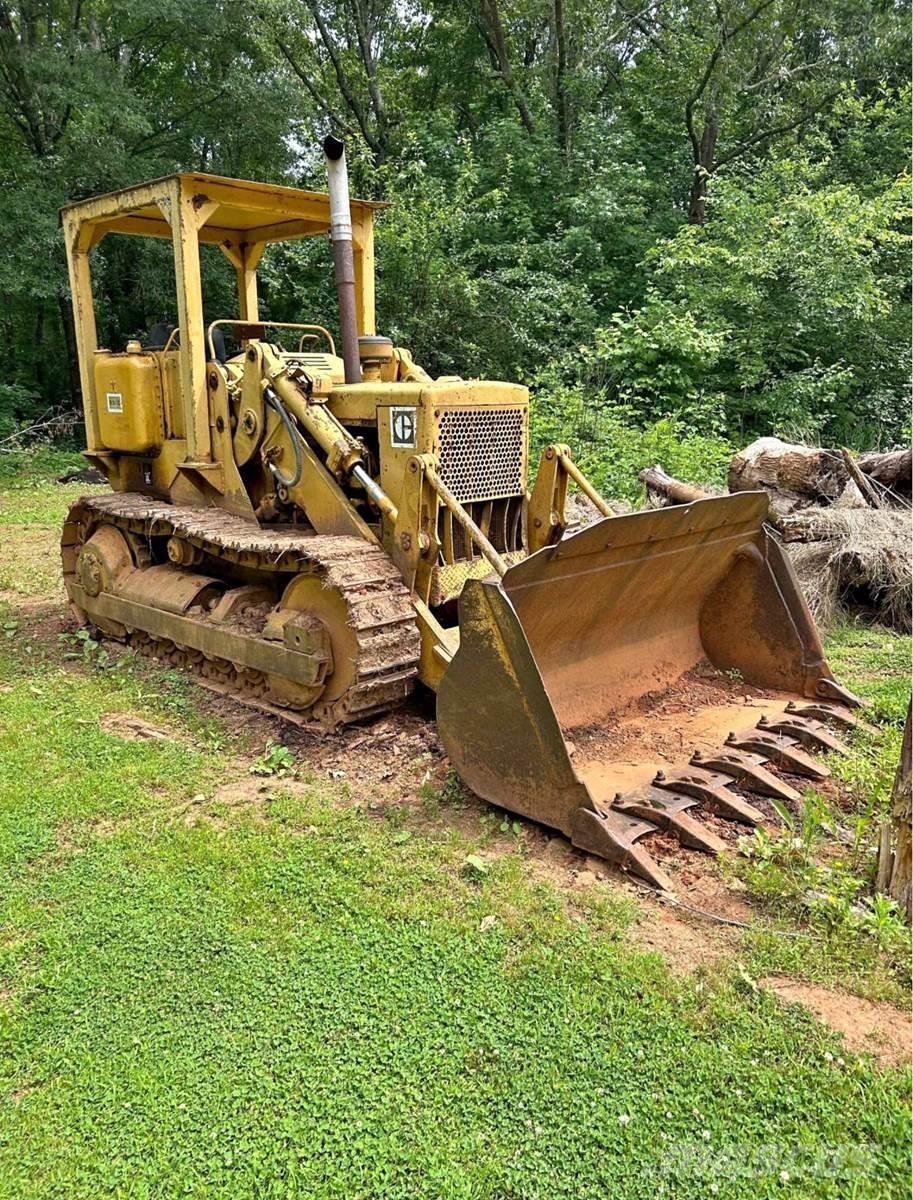 CAT 951C Pásové nakladače