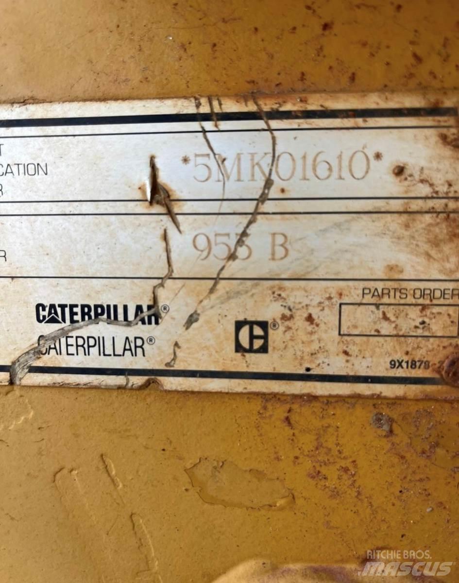 CAT 953B Pásové nakladače