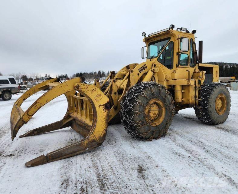 CAT 966C Kolesové nakladače
