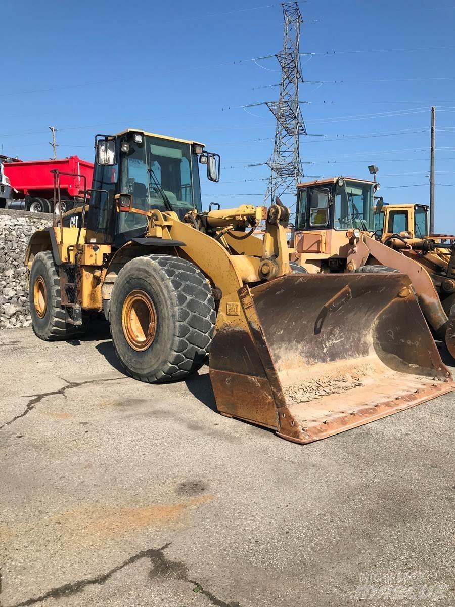 CAT 966G Kolesové nakladače
