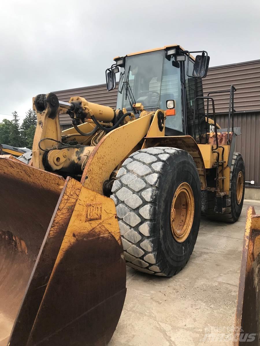 CAT 966G Kolesové nakladače