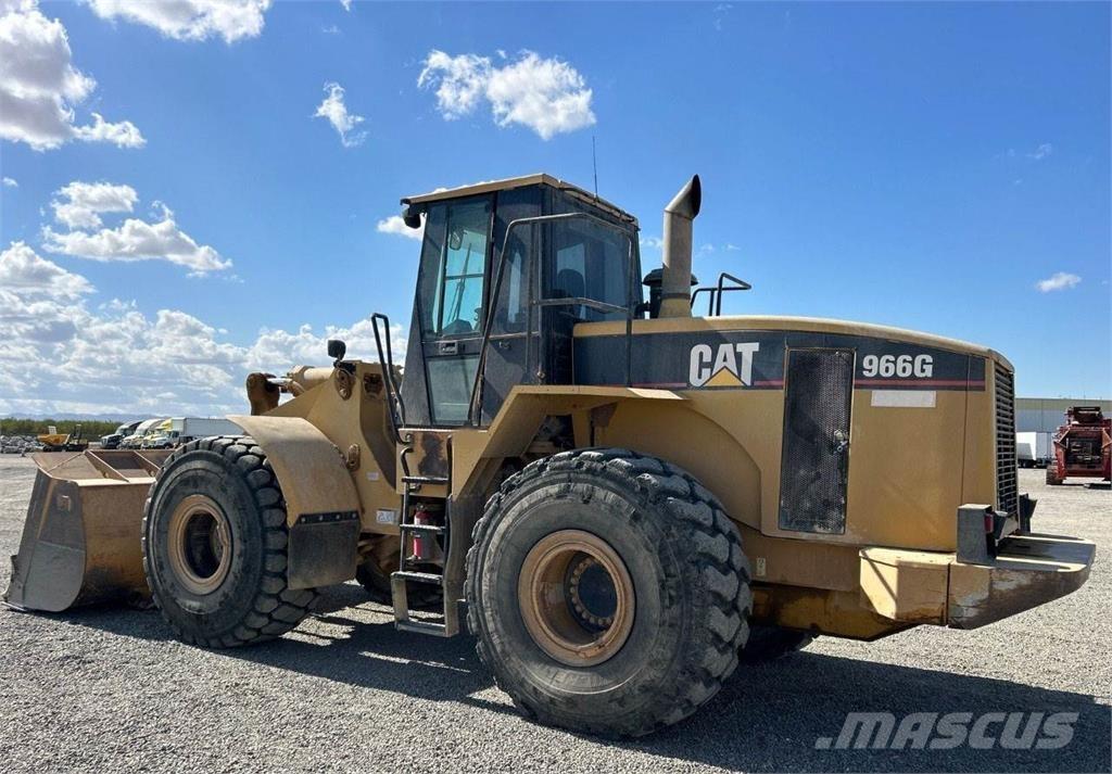 CAT 966G Kolesové nakladače