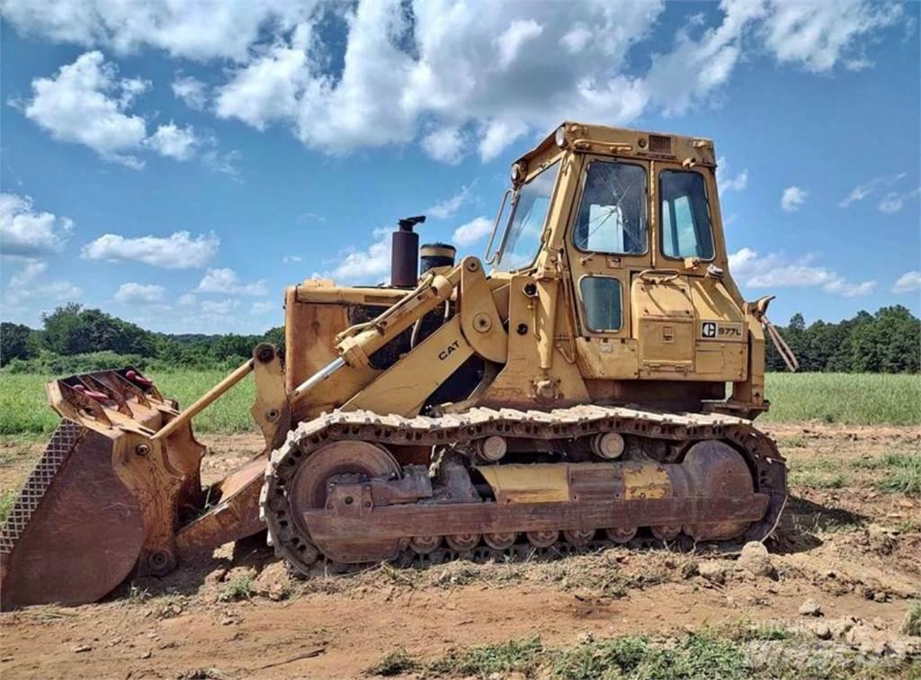 CAT 977L Pásové dozéry