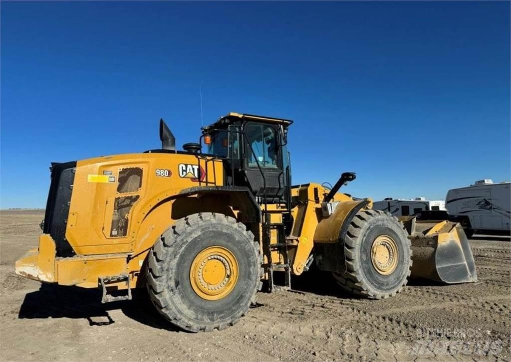 CAT 980 Kolesové nakladače